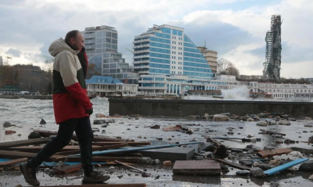 ΕΚΤΑΚΤΟ-Ο Πρέσβης των ΗΠΑ κλήθηκε στην Μόσχα-Το Κρεμλίνο ξεκίνησε τα αντίποινα με πυραυλική επίθεση στην Οδησσό (Βίντεο)